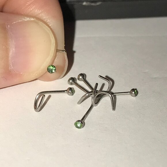 Peridot Green 22 Gauge Curved Nose Rings - Picture 2 of 2